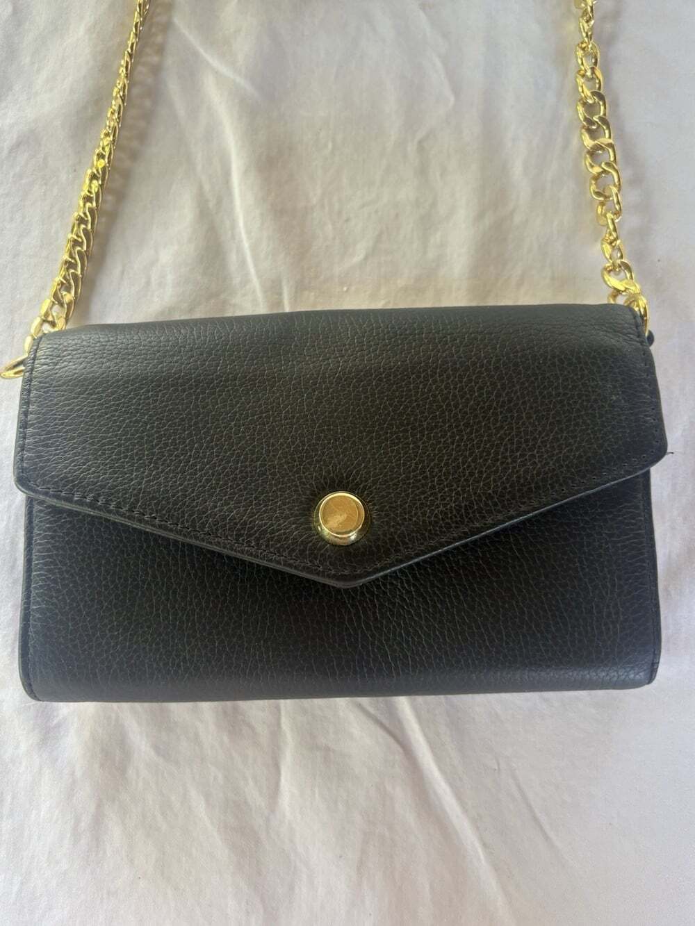 STELLA & MAX Black Faux Leather Small Crossbody Bag Gold Chain Snap Closure - Picture 2 of 9